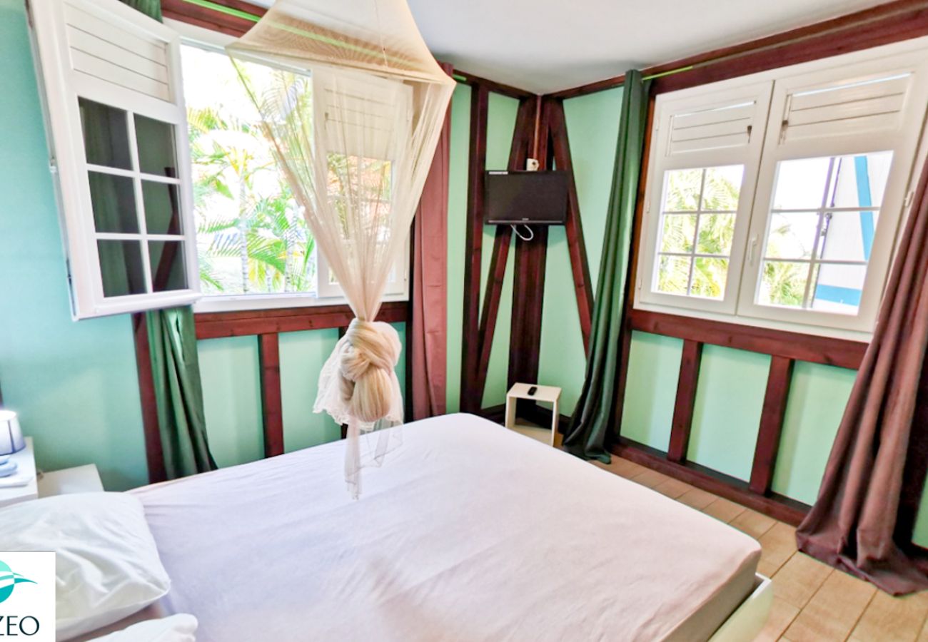 Villa à Le Diamant - Villa au Diamant en Martinique - Ref : M035