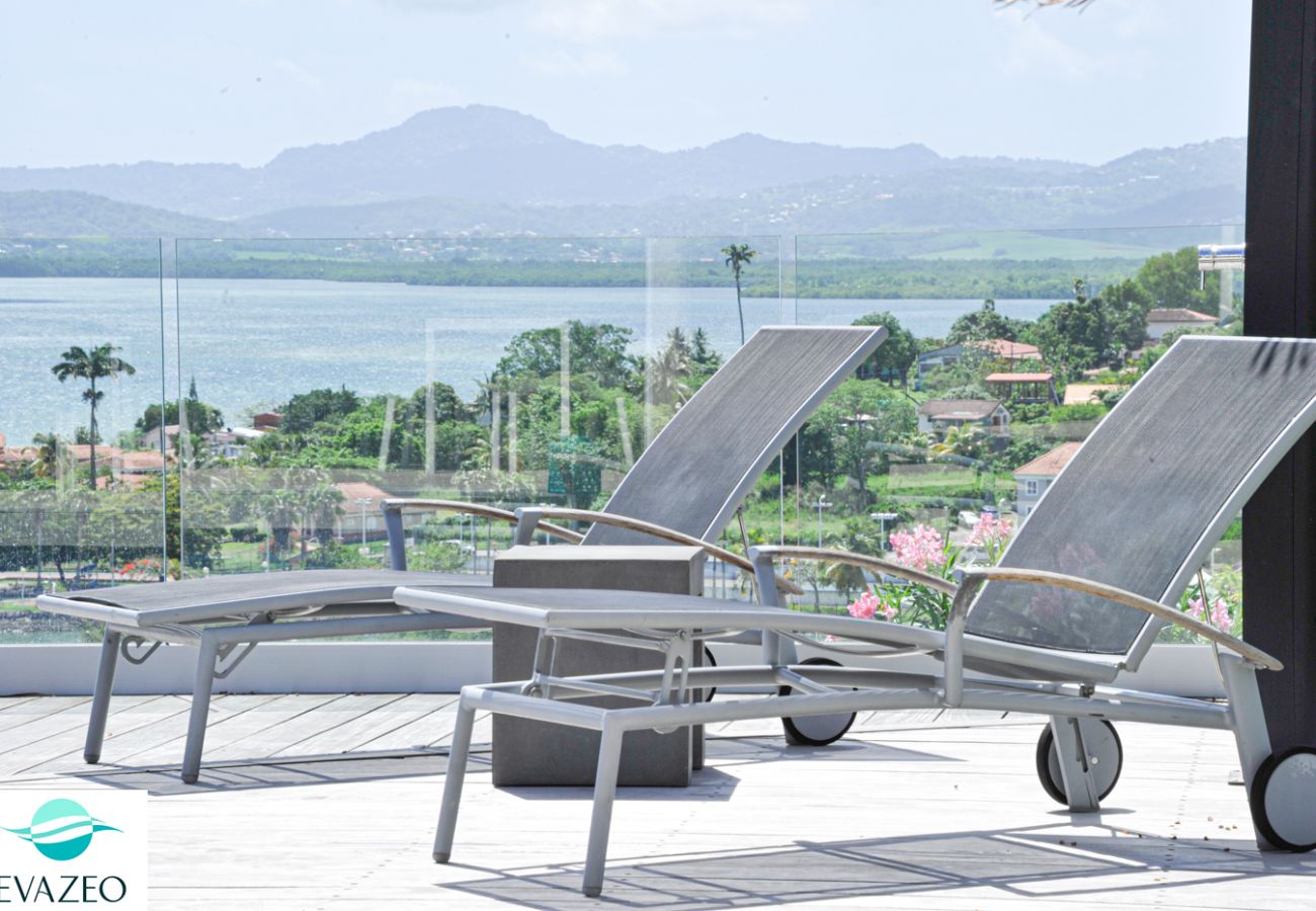 Villa à Les Trois-Ilets - Villa aux Trois Ilets en Martinique - Ref : M189