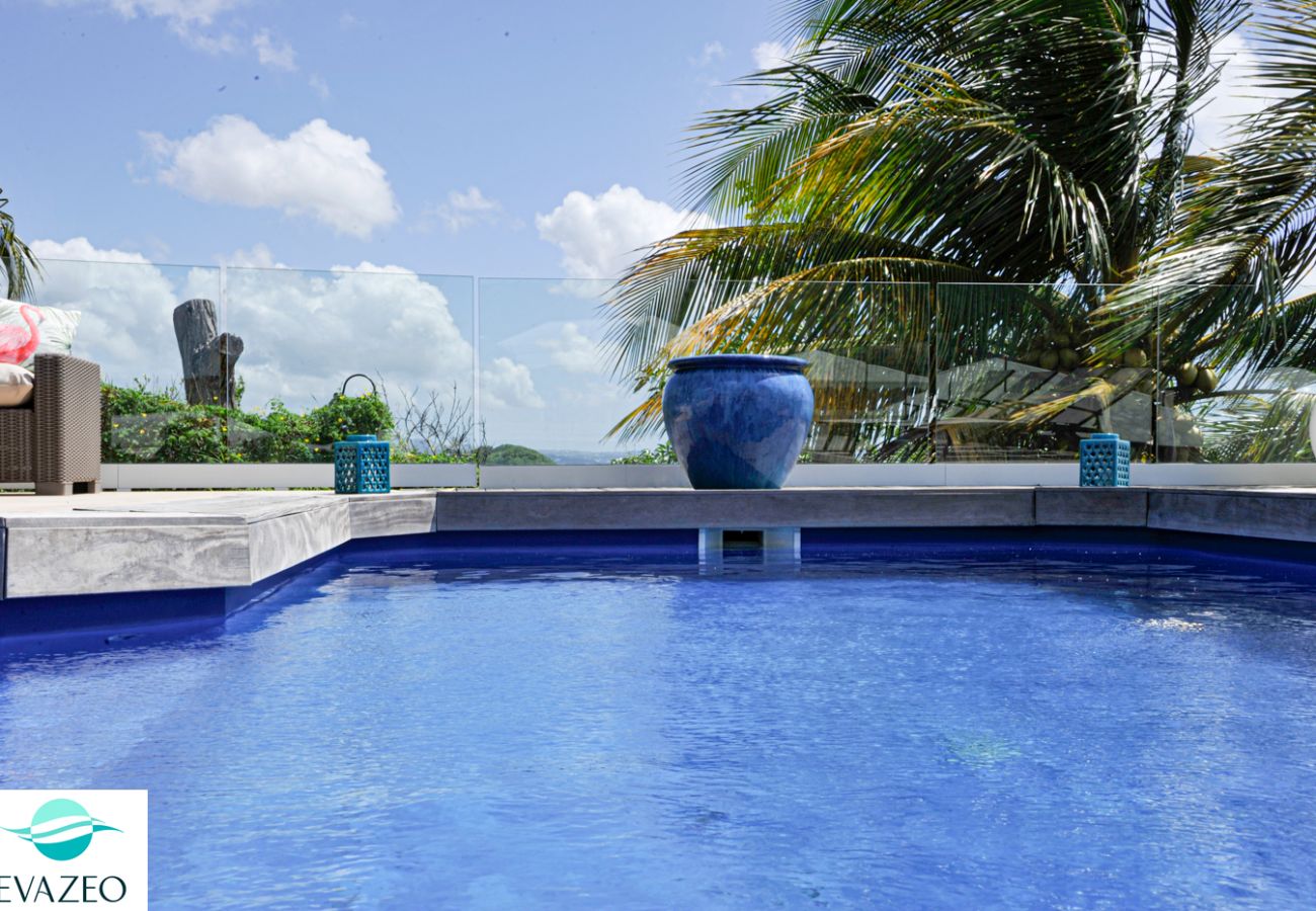 Villa à Les Trois-Ilets - Villa aux Trois Ilets en Martinique - Ref : M189