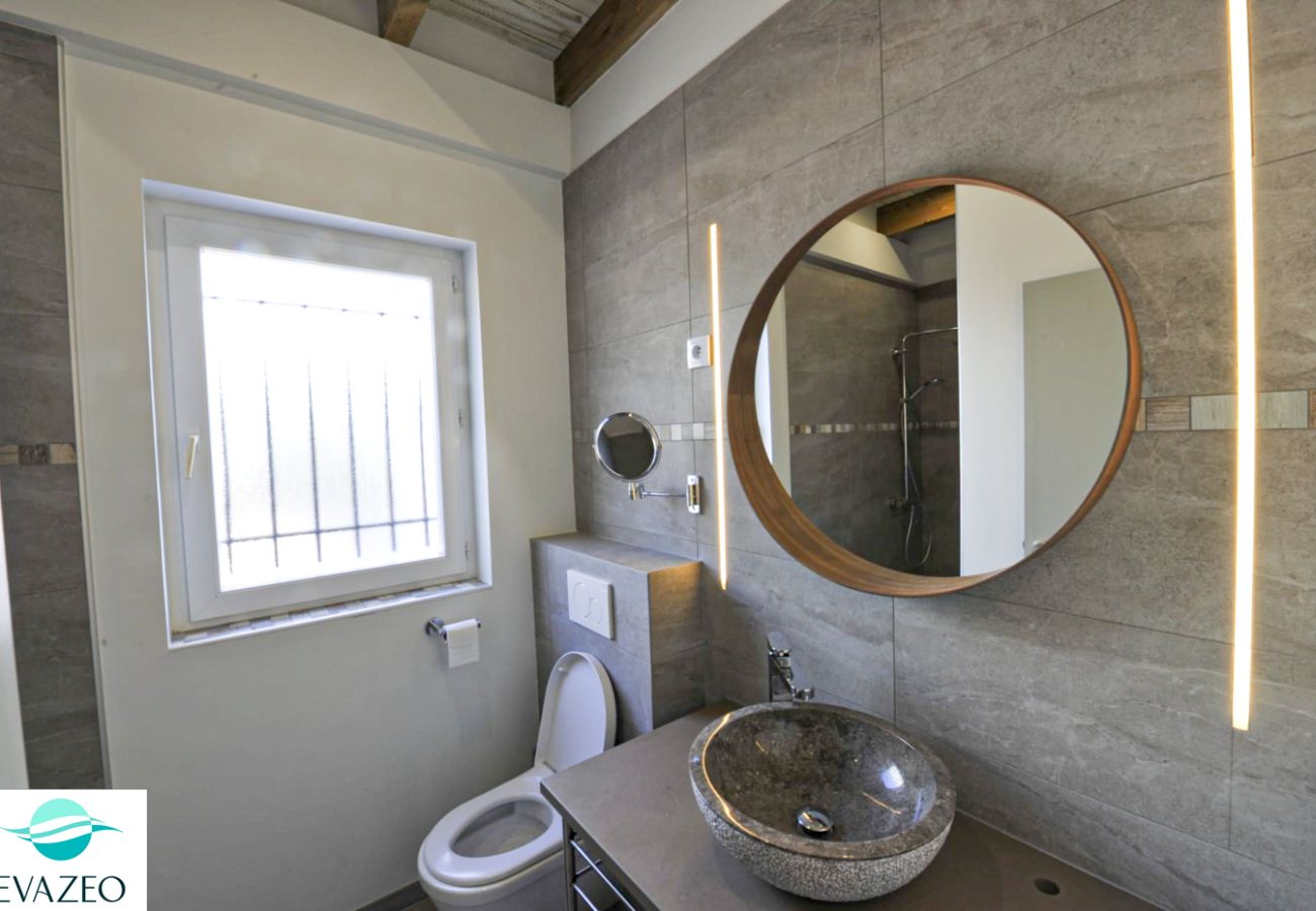 Villa à Les Trois-Ilets - Villa aux Trois Ilets en Martinique - Ref : M189