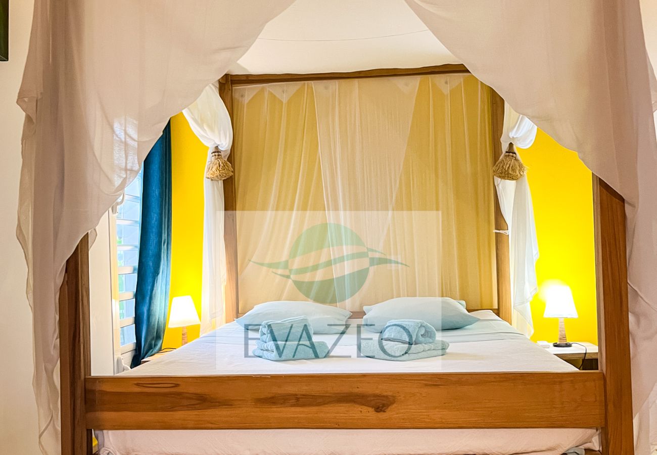 Villa à Saint-François - Villa à St François en Guadeloupe - Ref : G042