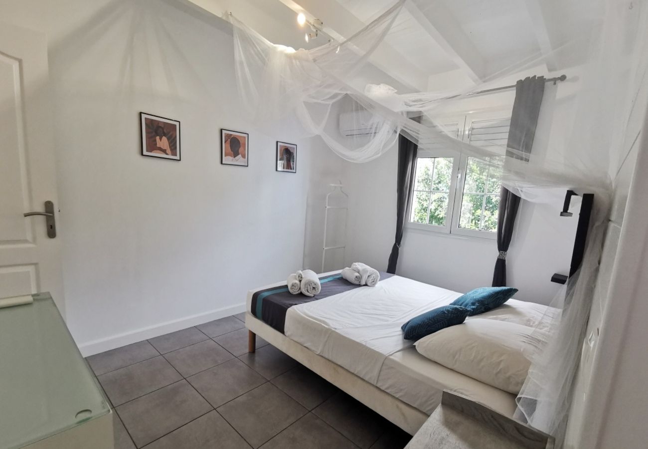 Villa à Saint-François - Villa à St François en Guadeloupe - Ref : G044B