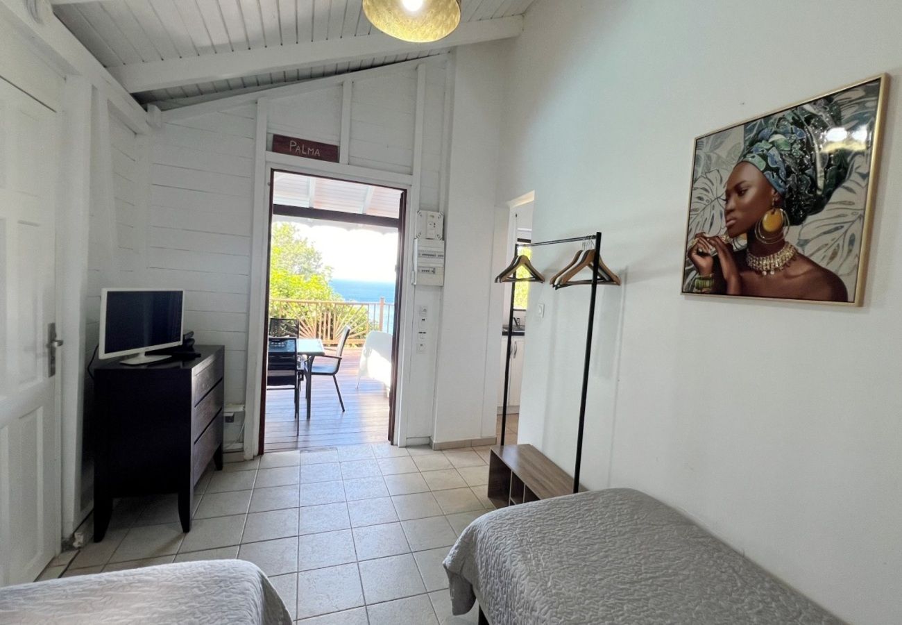 Villa à Deshaies - Villa à Deshaies en Guadeloupe - Ref : G042D