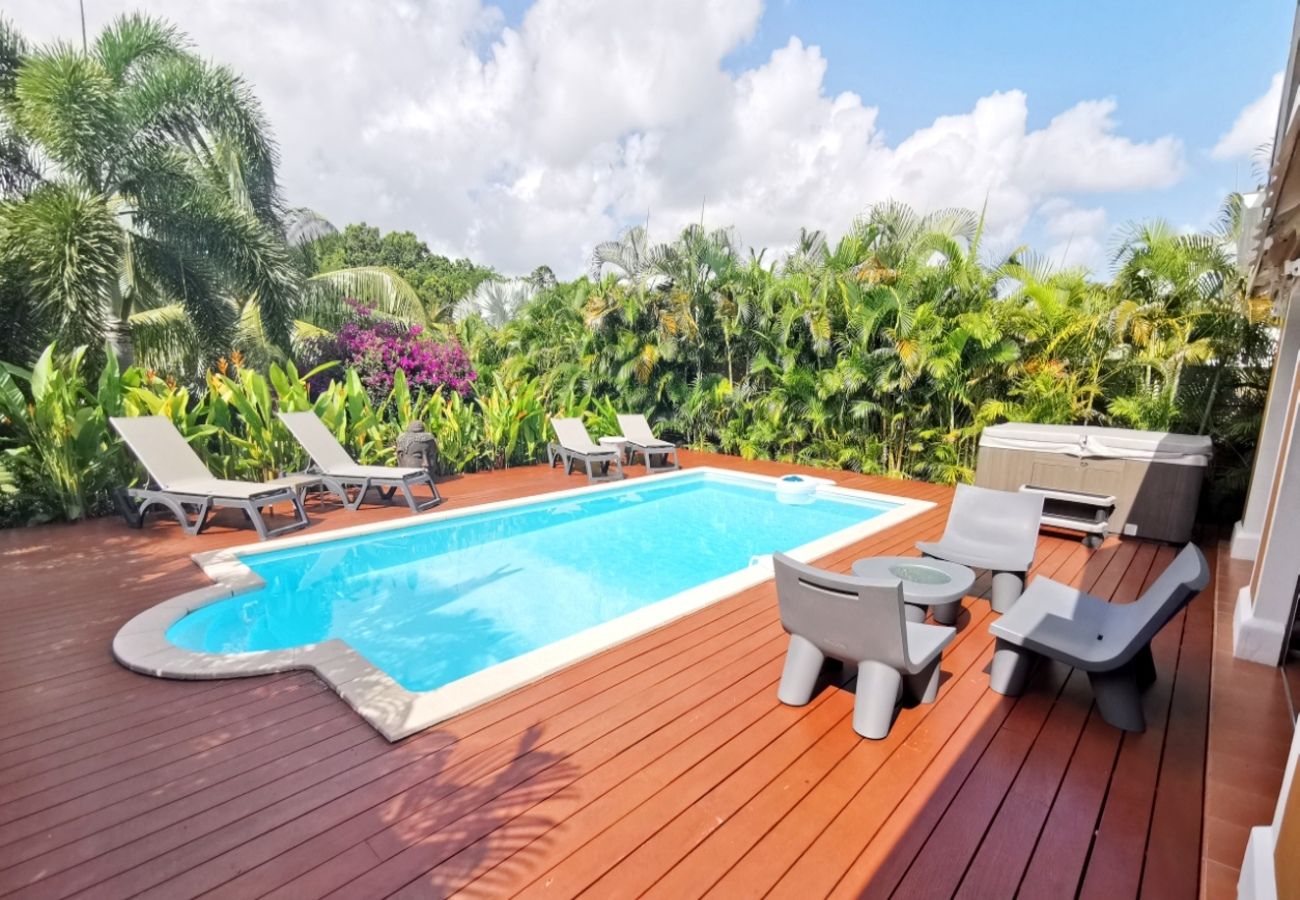 Villa à Saint-François - Villa à St François en Guadeloupe - Ref : G056A
