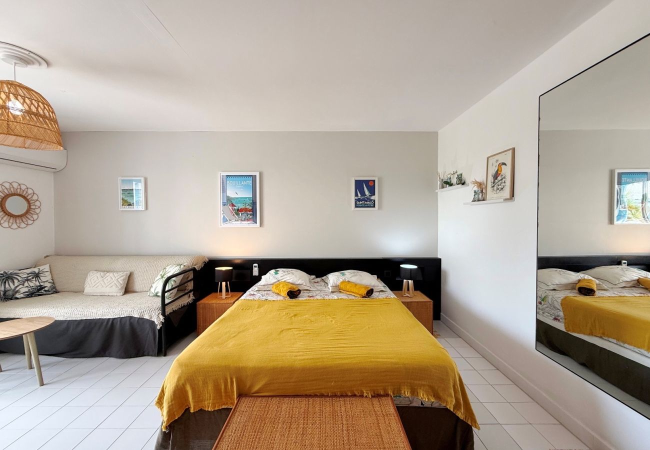 Appartement à Saint-François - Studio Ecrin Créole à Saint François Ref GEA002