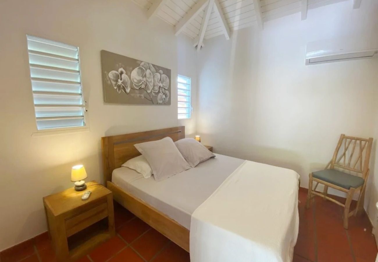 Villa à Saint-François - Villa à St François en Guadeloupe - Ref : G071