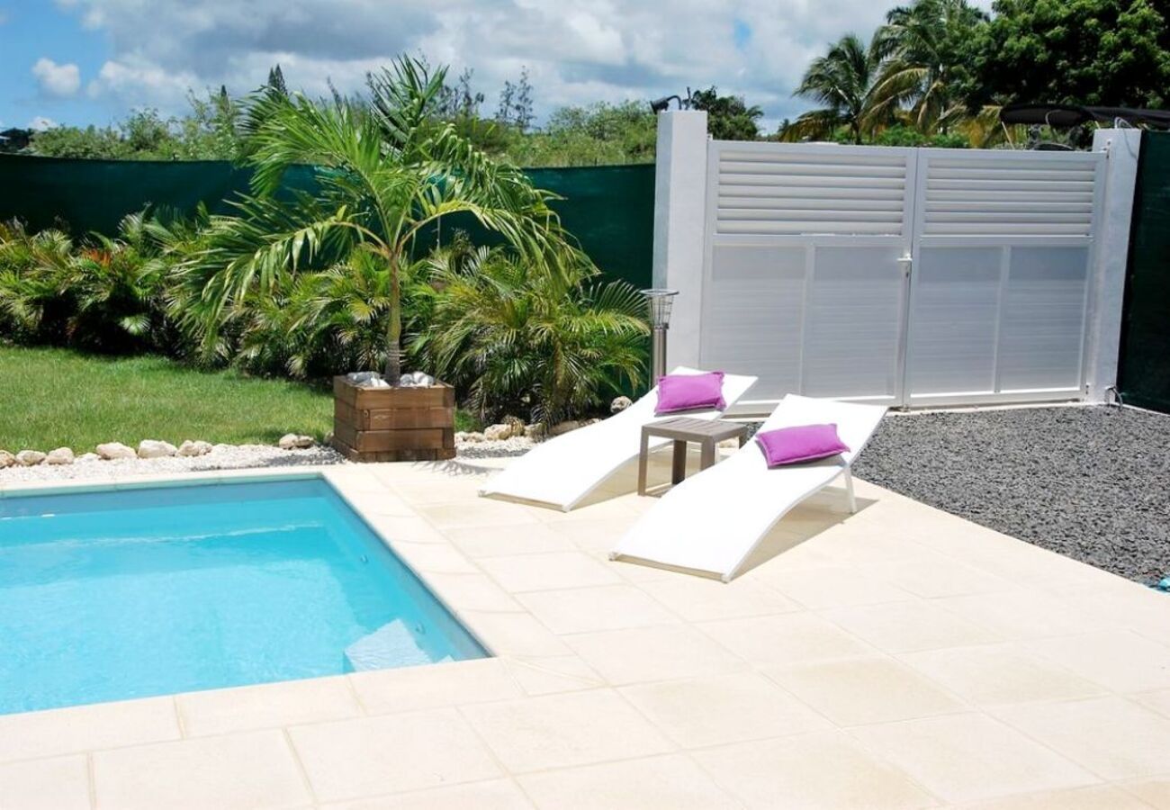 Villa à Saint-François - Villa à Saint François en Guadeloupe - Ref : G081B