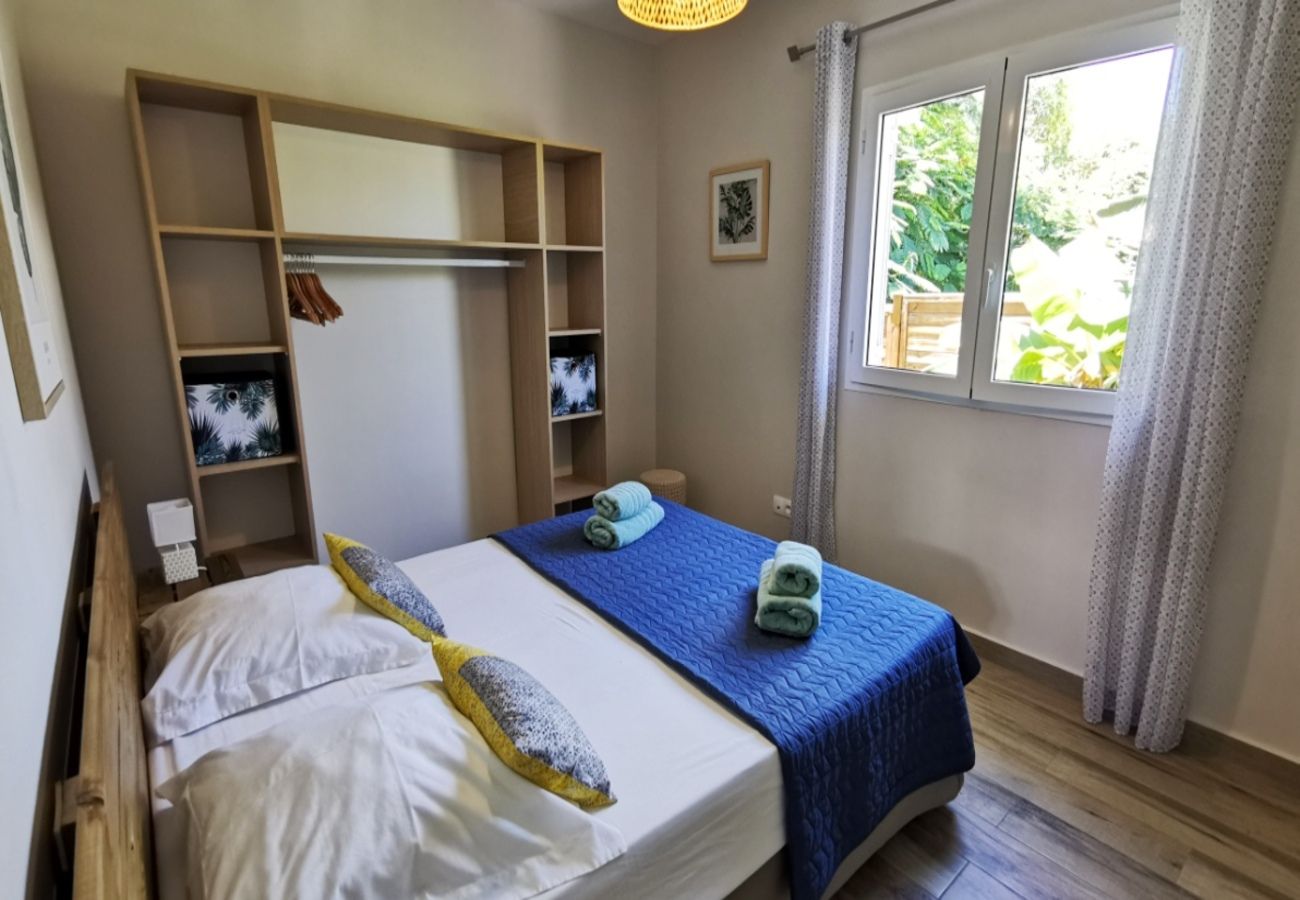Villa à Saint-François - Villa à Saint François en Guadeloupe - Ref : G081B
