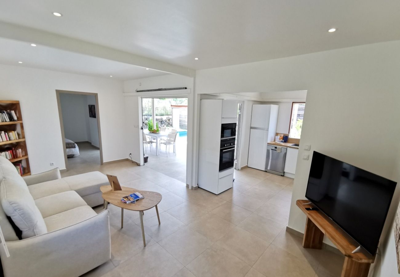 Villa à Sainte-Anne - Villa à Sainte Anne en Guadeloupe - Ref : G095
