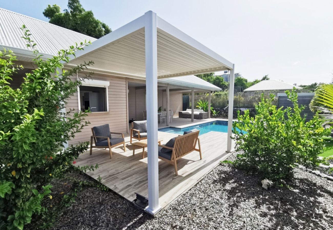 Villa à Sainte-Anne - Villa à Sainte Anne en Guadeloupe - Ref : G095