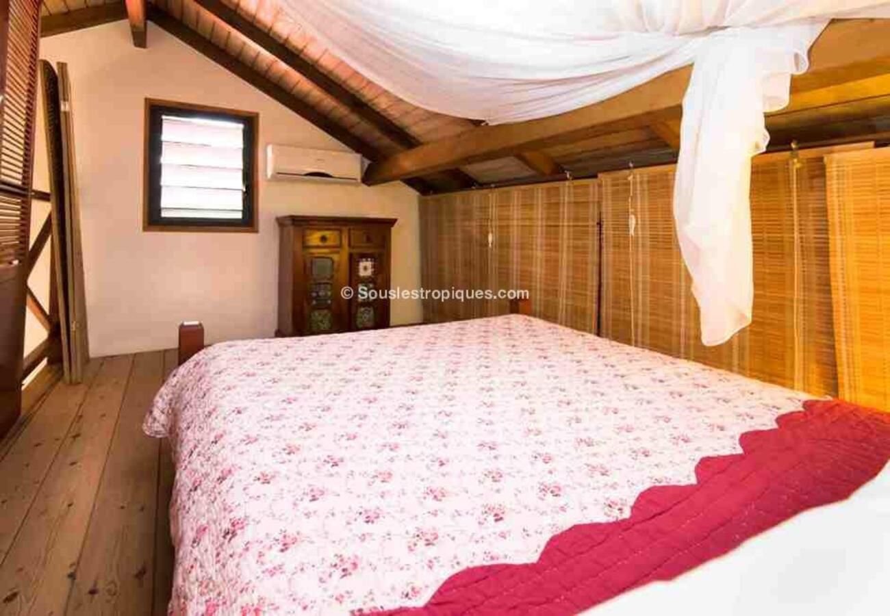 Villa à Bouillante - Villa à Bouillante en Guadeloupe - Ref : G109A