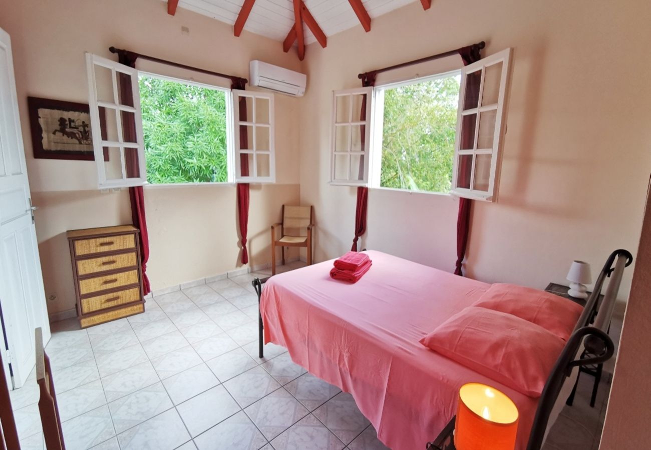 Villa à Saint-François - Villa à St François en Guadeloupe - Ref : G111C