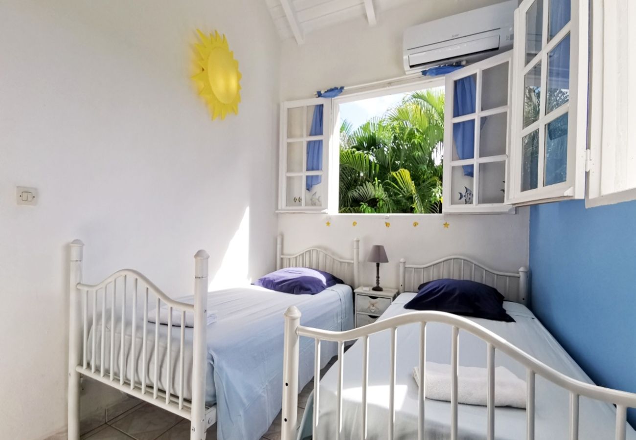 Villa à Saint-François - Villa à St François en Guadeloupe - Ref : G111C