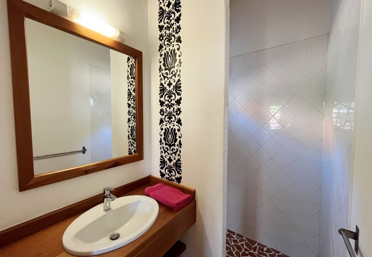 Villa à Saint-François - Villa à St François en Guadeloupe - Ref : G105