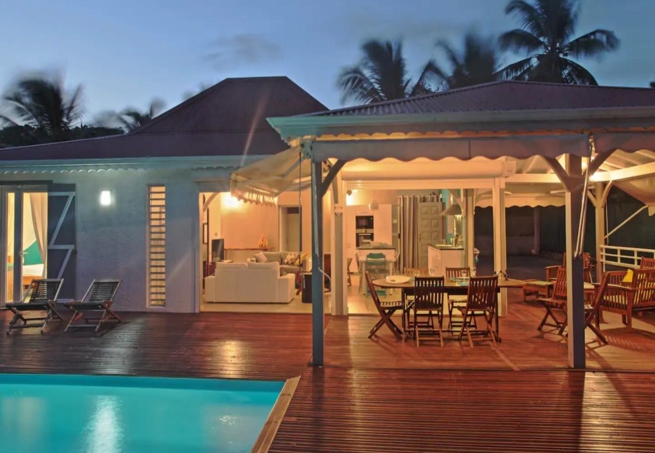 Villa à Le Gosier - Villa au Gosier en Guadeloupe - Ref : G110