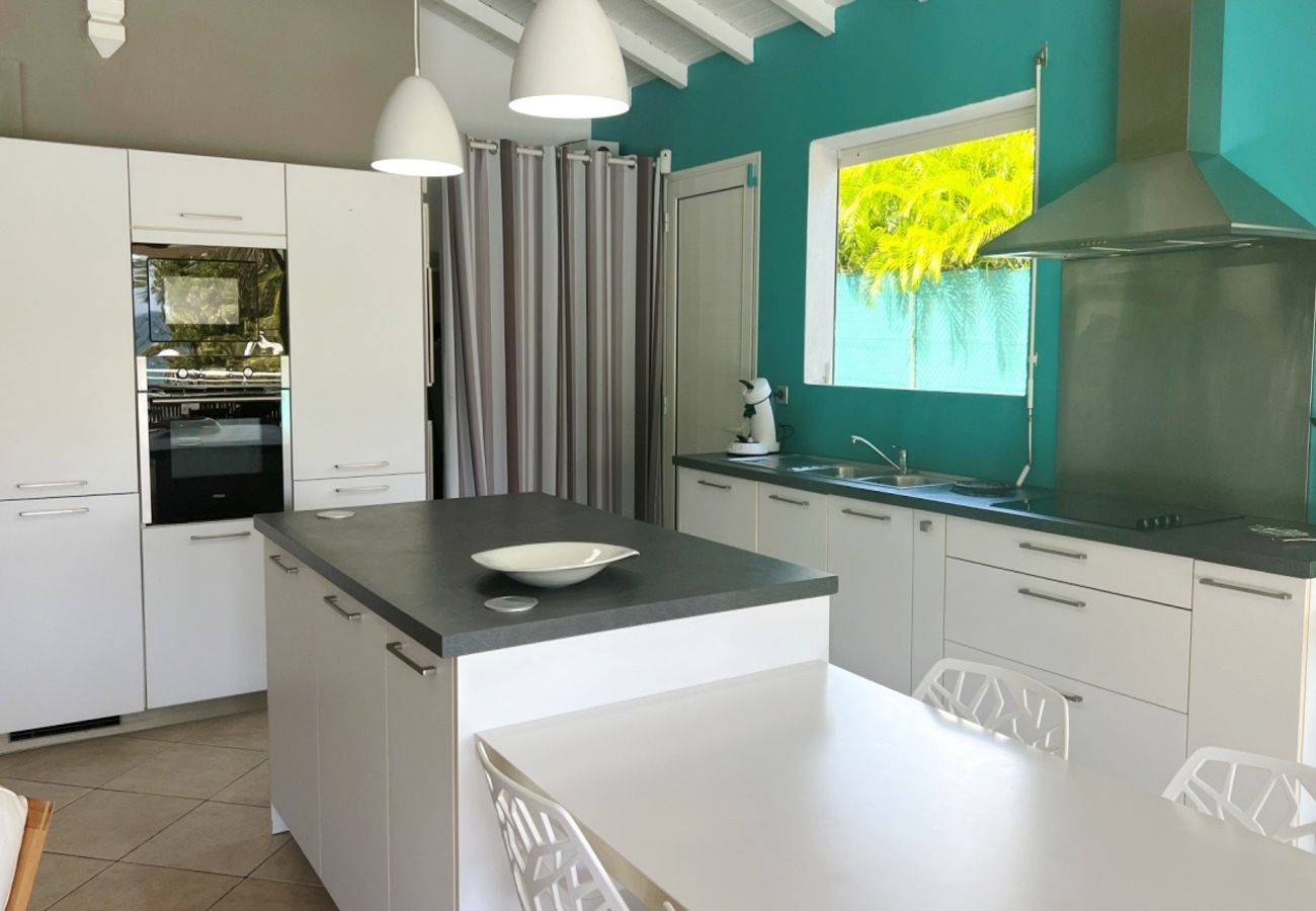 Villa à Le Gosier - Villa au Gosier en Guadeloupe - Ref : G110