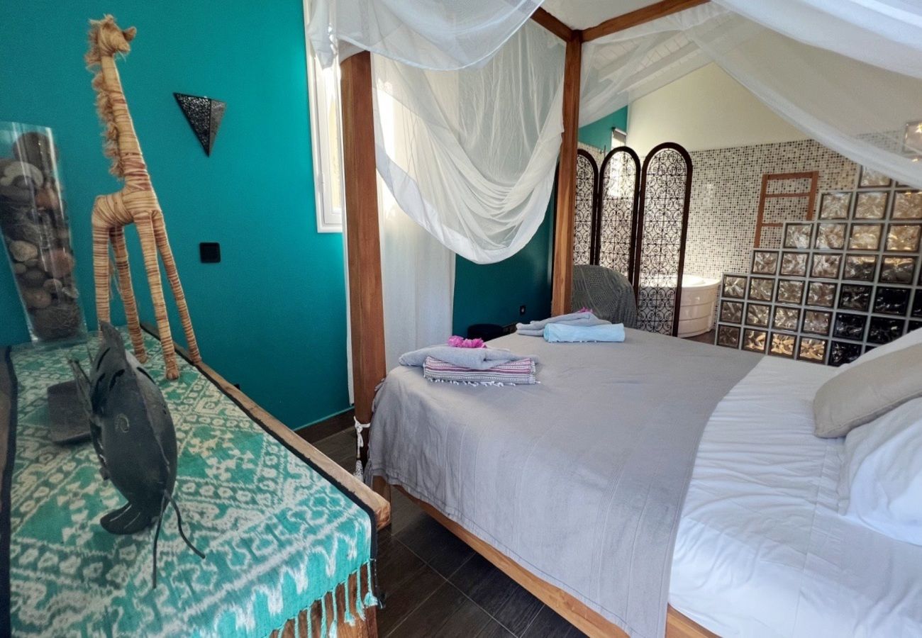 Villa à Le Gosier - Villa au Gosier en Guadeloupe - Ref : G110