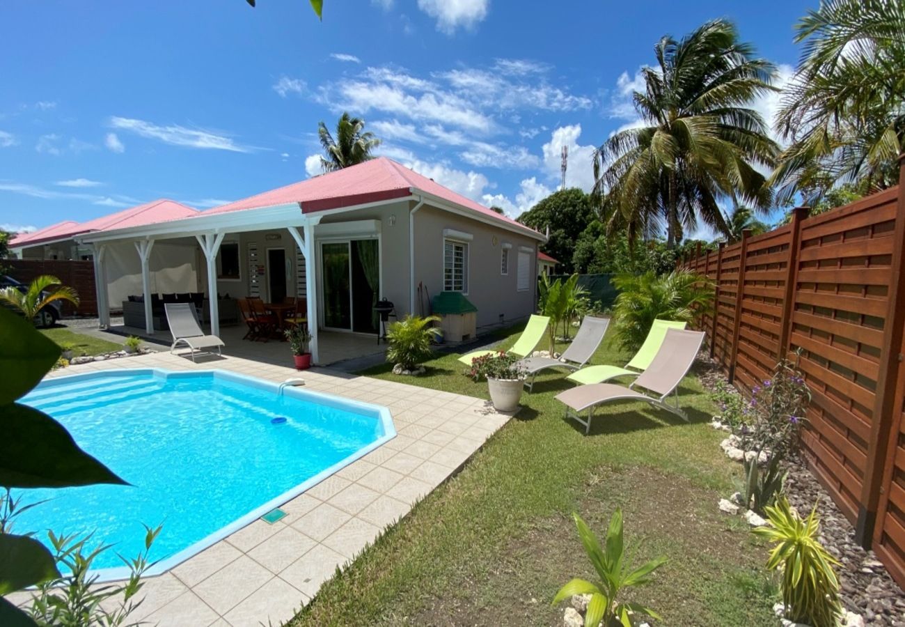 Villa à Saint-François - Villa à St François en Guadeloupe - Ref : G120B