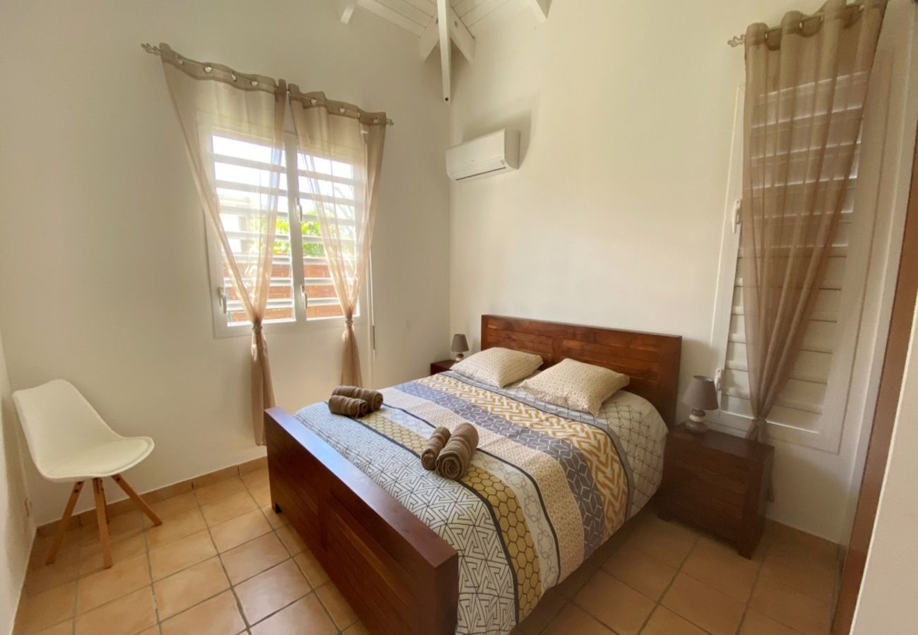 Villa à Saint-François - Villa à St François en Guadeloupe - Ref : G120B