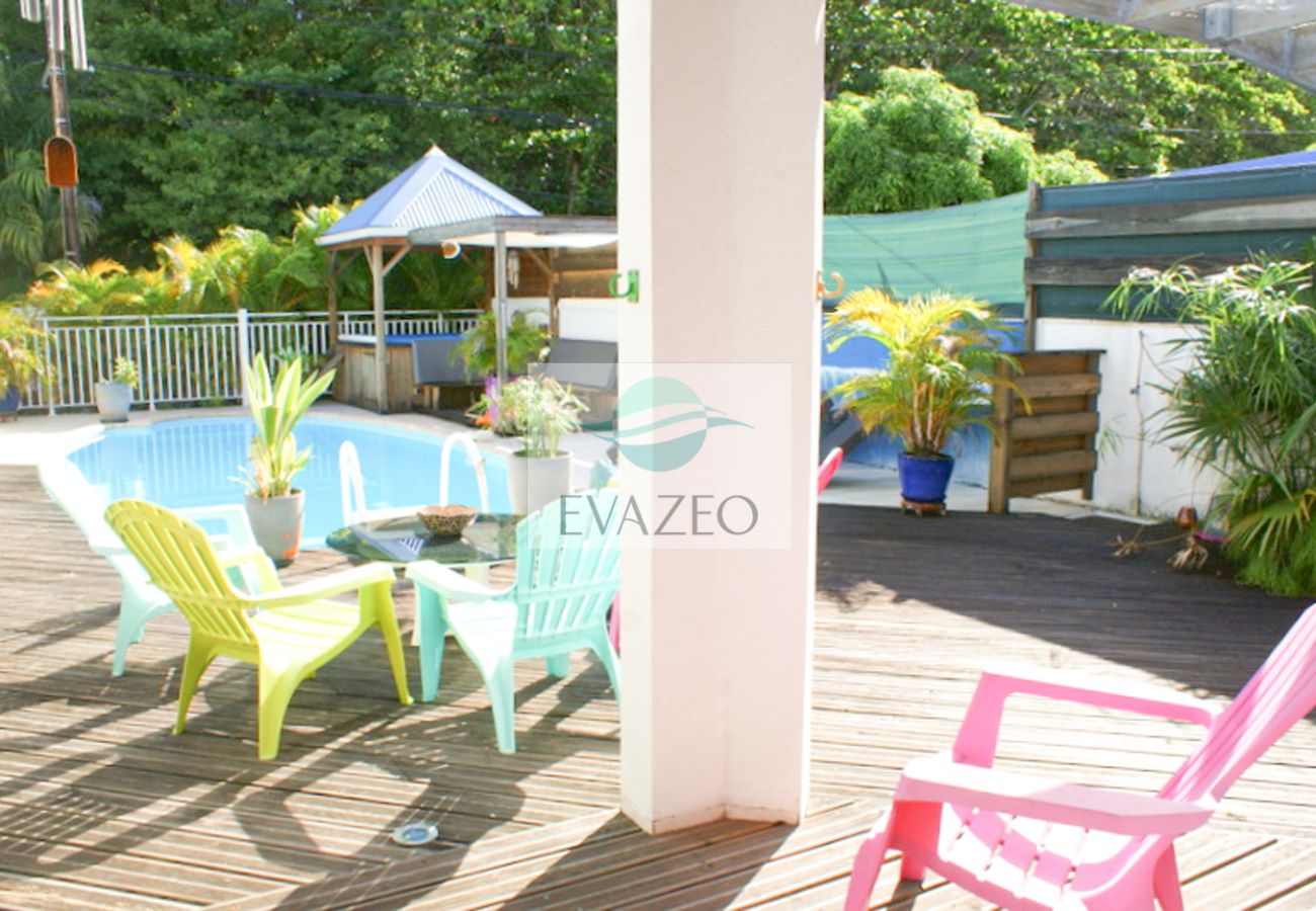Villa à Sainte-Anne - Villa à Ste Anne en Guadeloupe - Ref : G113
