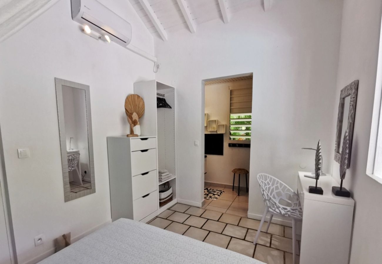 Villa à Saint-François - Villa à Saint François en Guadeloupe - Ref : G121A