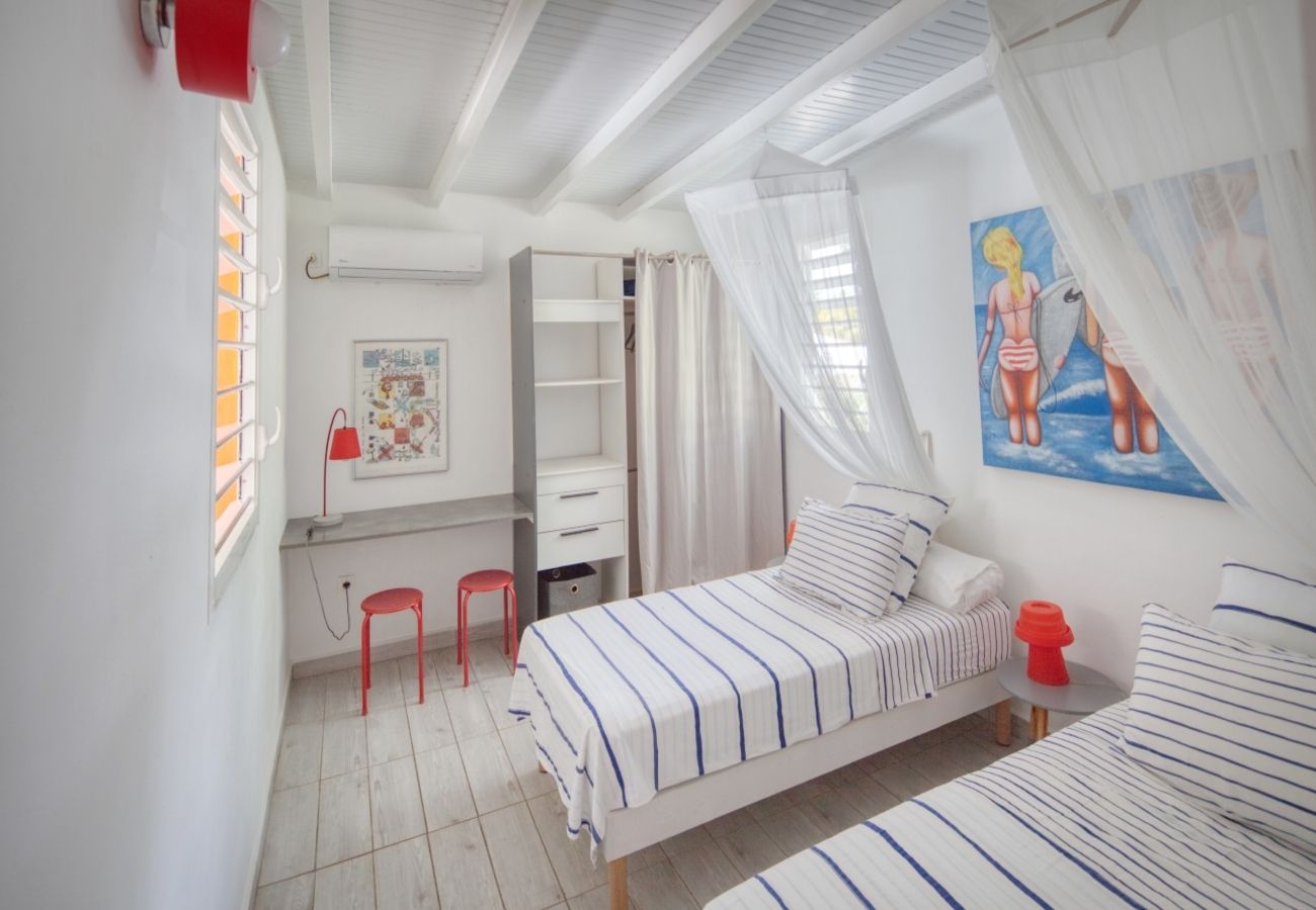 Villa à Saint-François - Villa à Saint François en Guadeloupe - Ref : G121A