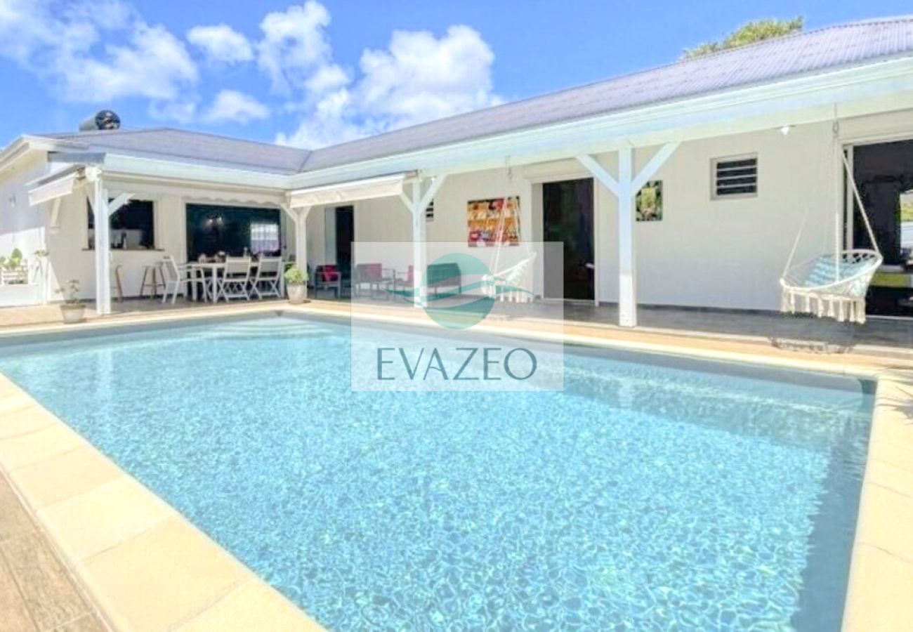 Villa à Saint-François - Villa à St François en Guadeloupe - Ref : G127