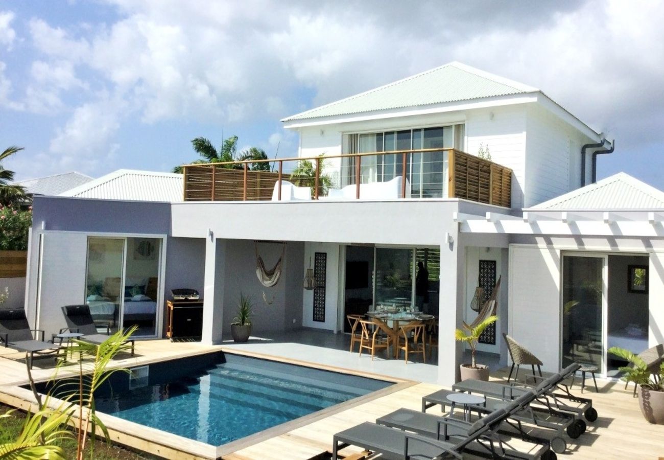 Villa à Sainte-Anne - Villa à Ste Anne en Guadeloupe - Ref : G135E