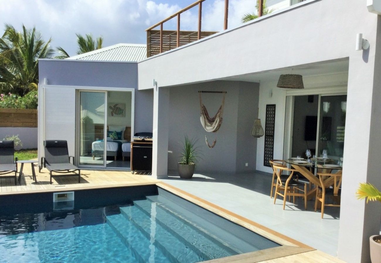 Villa à Sainte-Anne - Villa à Ste Anne en Guadeloupe - Ref : G135E