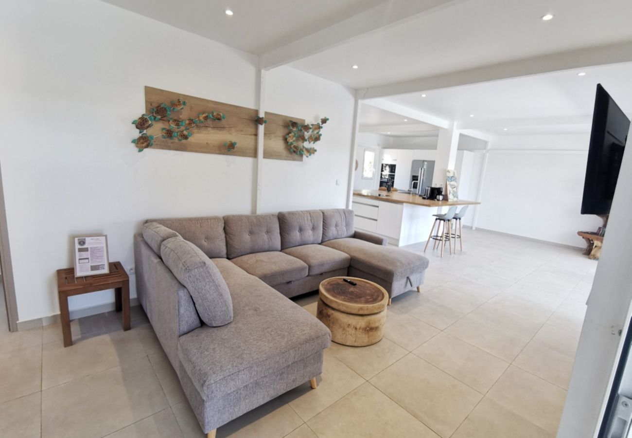 Villa à Sainte-Anne - Villa à Ste Anne en Guadeloupe - Ref : G138A
