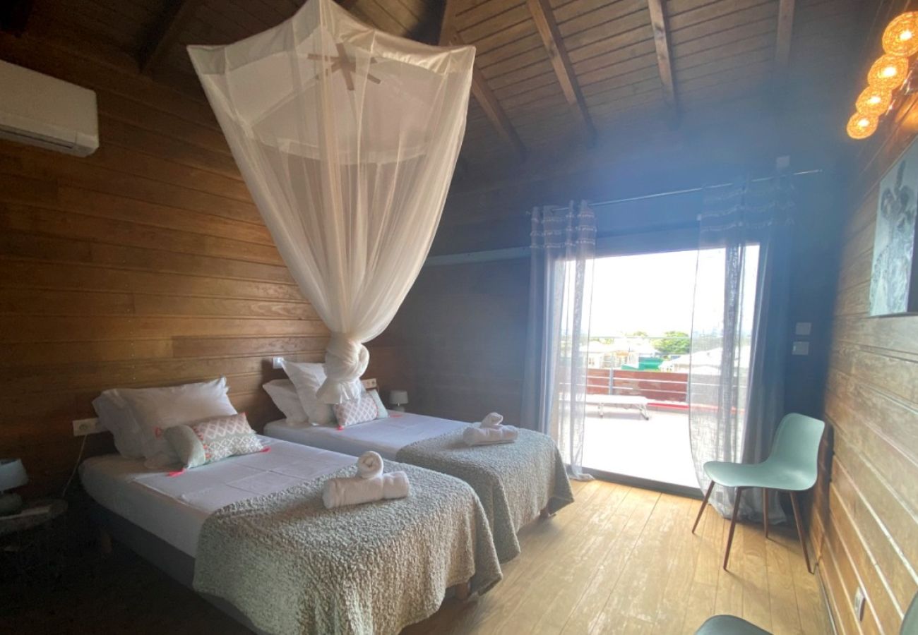 Villa à Saint-François - Villa à St François en Guadeloupe - Ref : G136B
