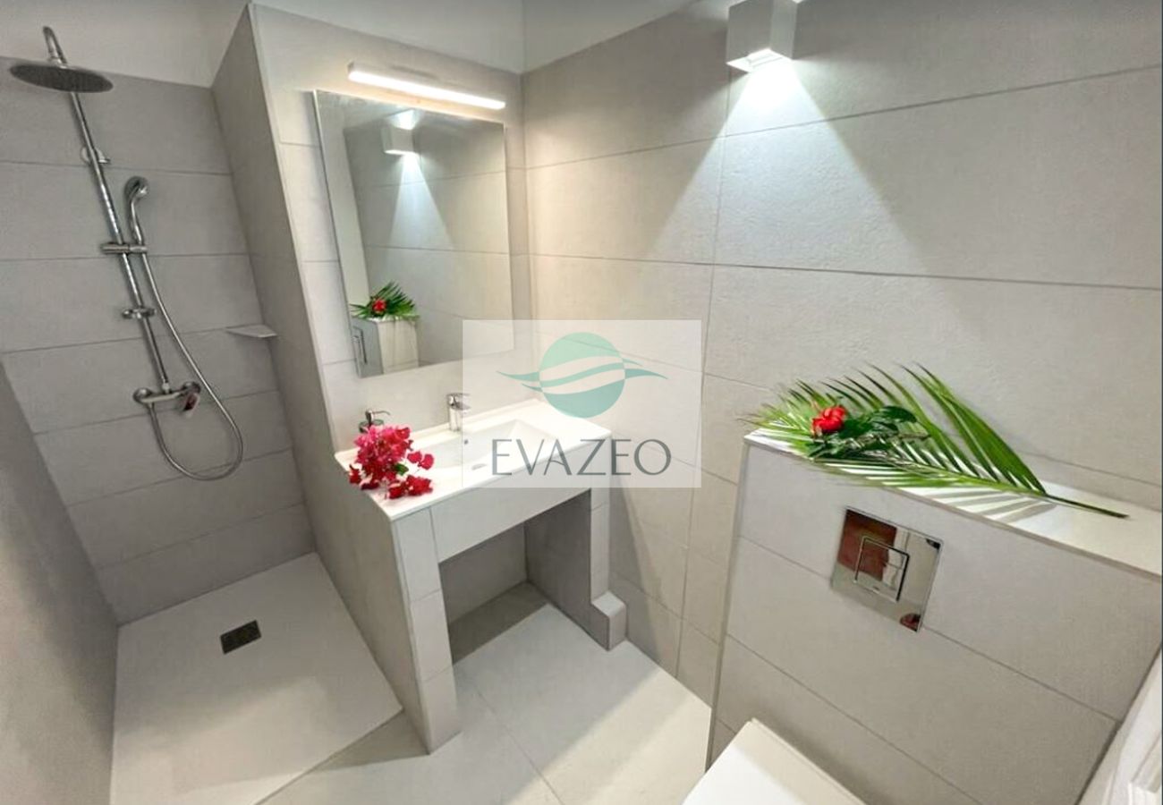 Villa à Saint-François - Villa à Saint François en Guadeloupe - Ref : G114