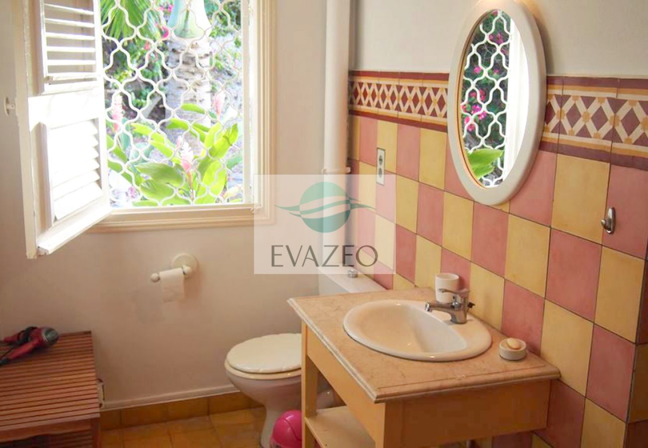 Villa à Saint-François - Villa à Saint François en Guadeloupe - Ref : G114