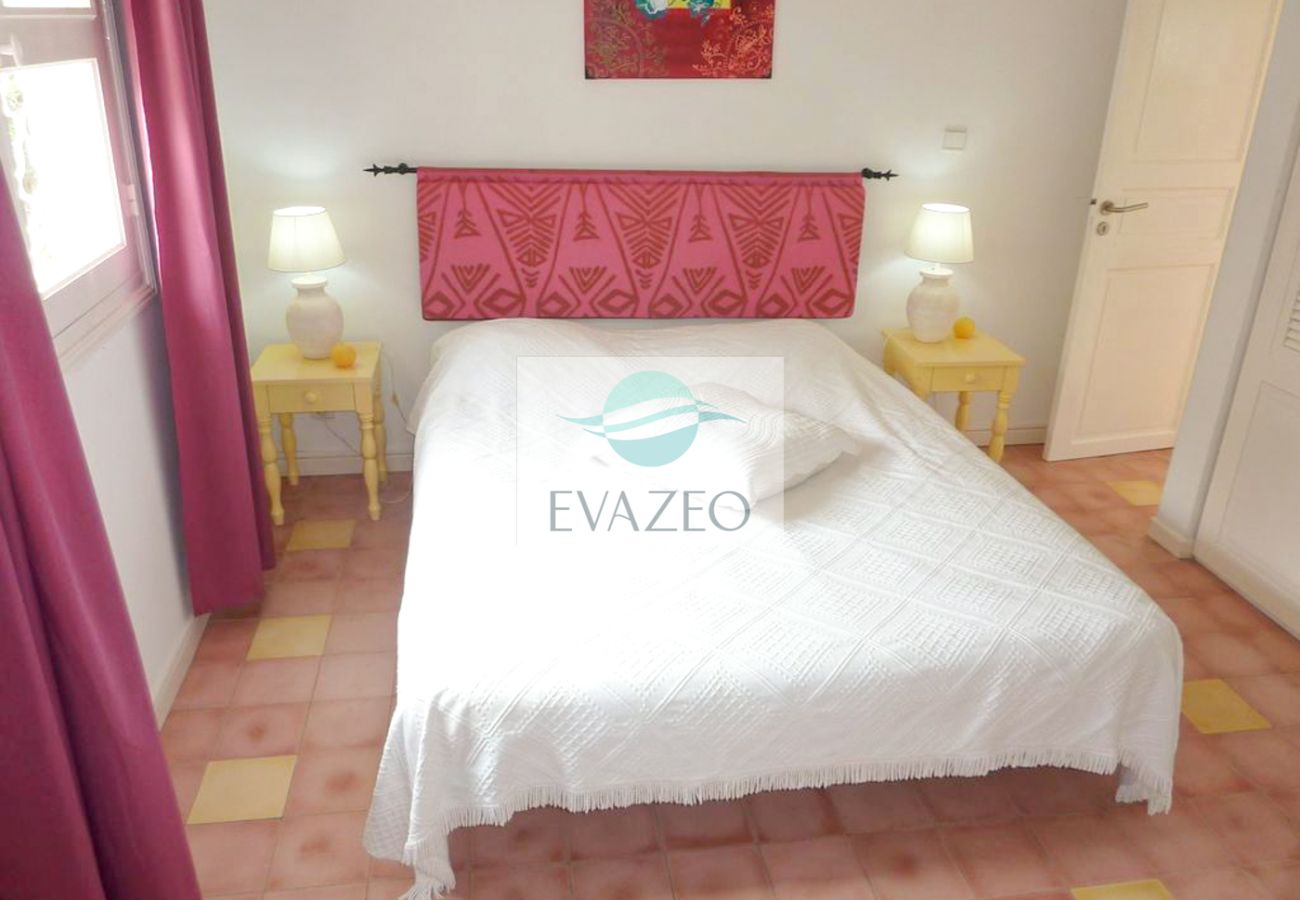 Villa à Saint-François - Villa à Saint François en Guadeloupe - Ref : G114