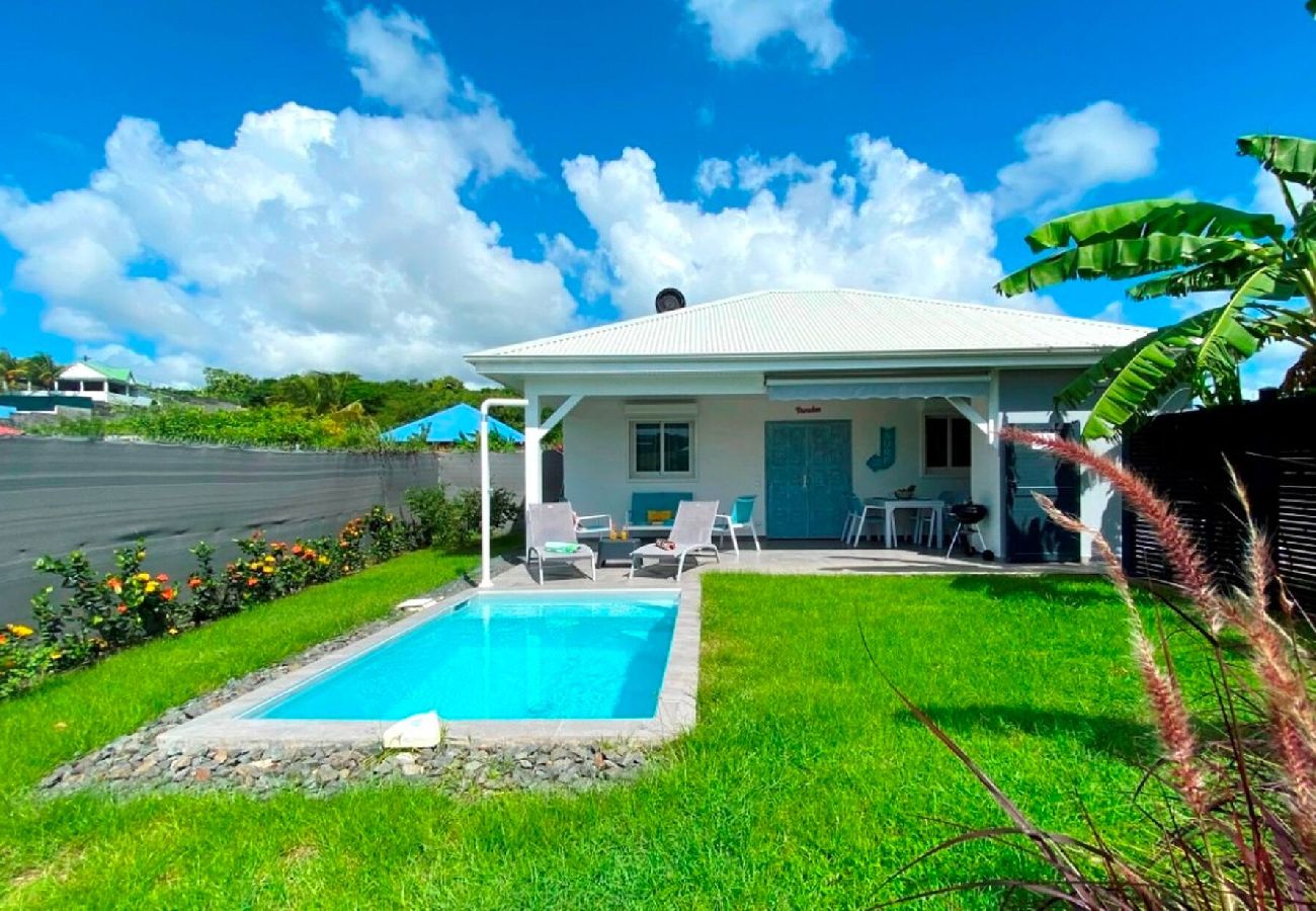Villa à Le Gosier - Villa Gosier ref G043 2ch 4 pers piscine