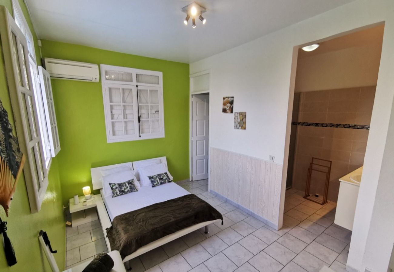 Villa à Saint-François - Villa à Saint François G109 4 ch piscine 11 pers
