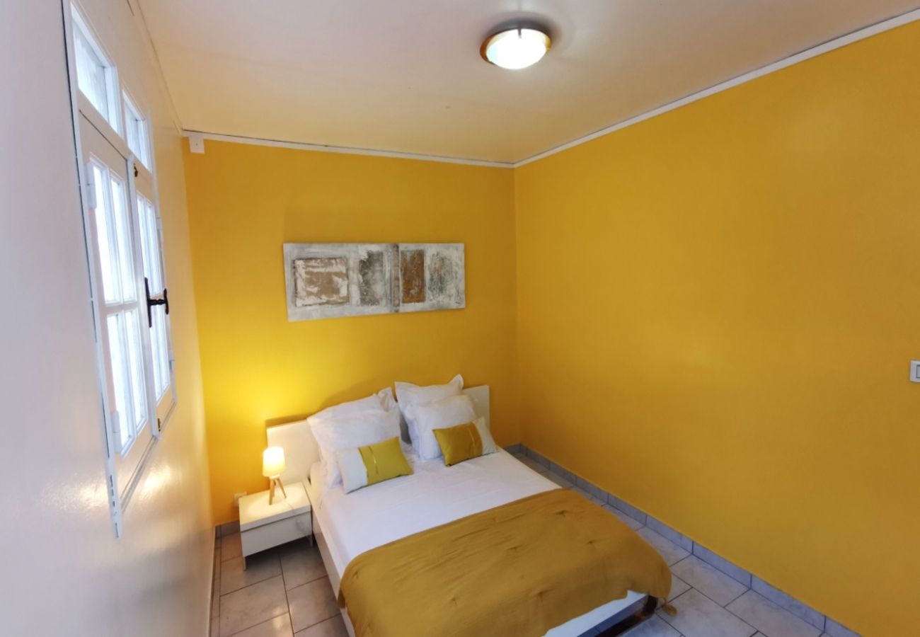 Villa à Saint-François - Villa à Saint François G109 4 ch piscine 11 pers