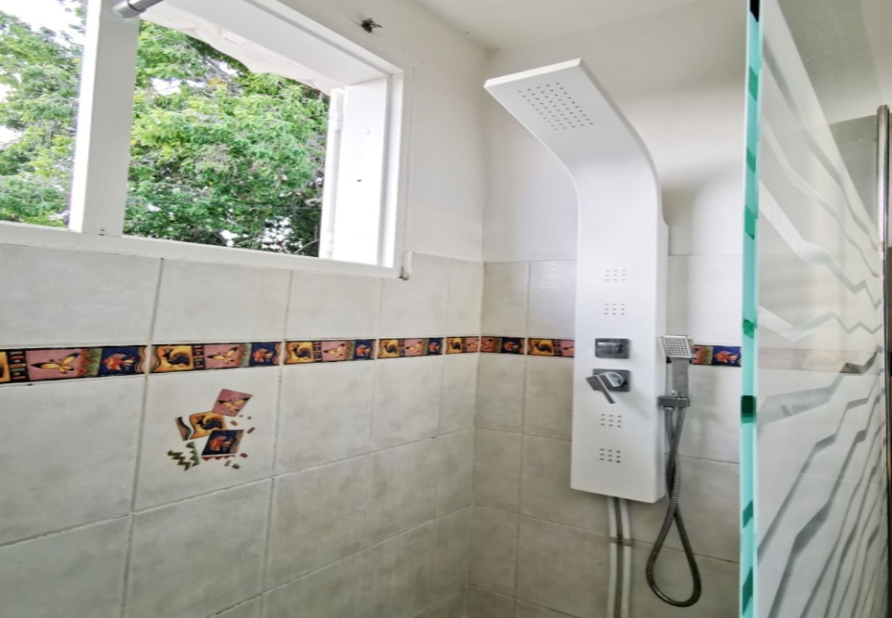 Villa à Saint-François - Villa à Saint François G109 4 ch piscine 11 pers