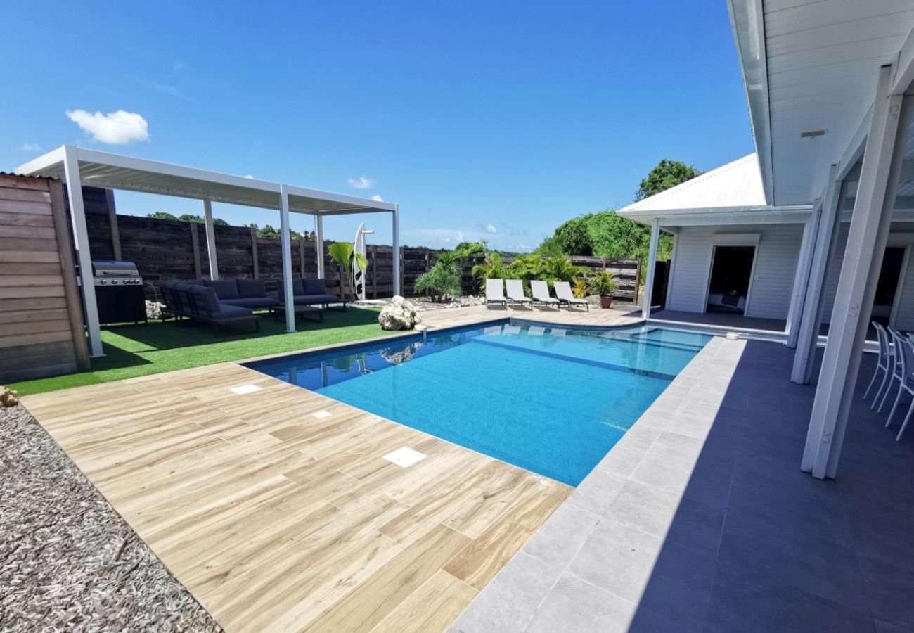 Villa à Sainte-Anne - Villa à Ste Anne en Guadeloupe - Ref : G167A