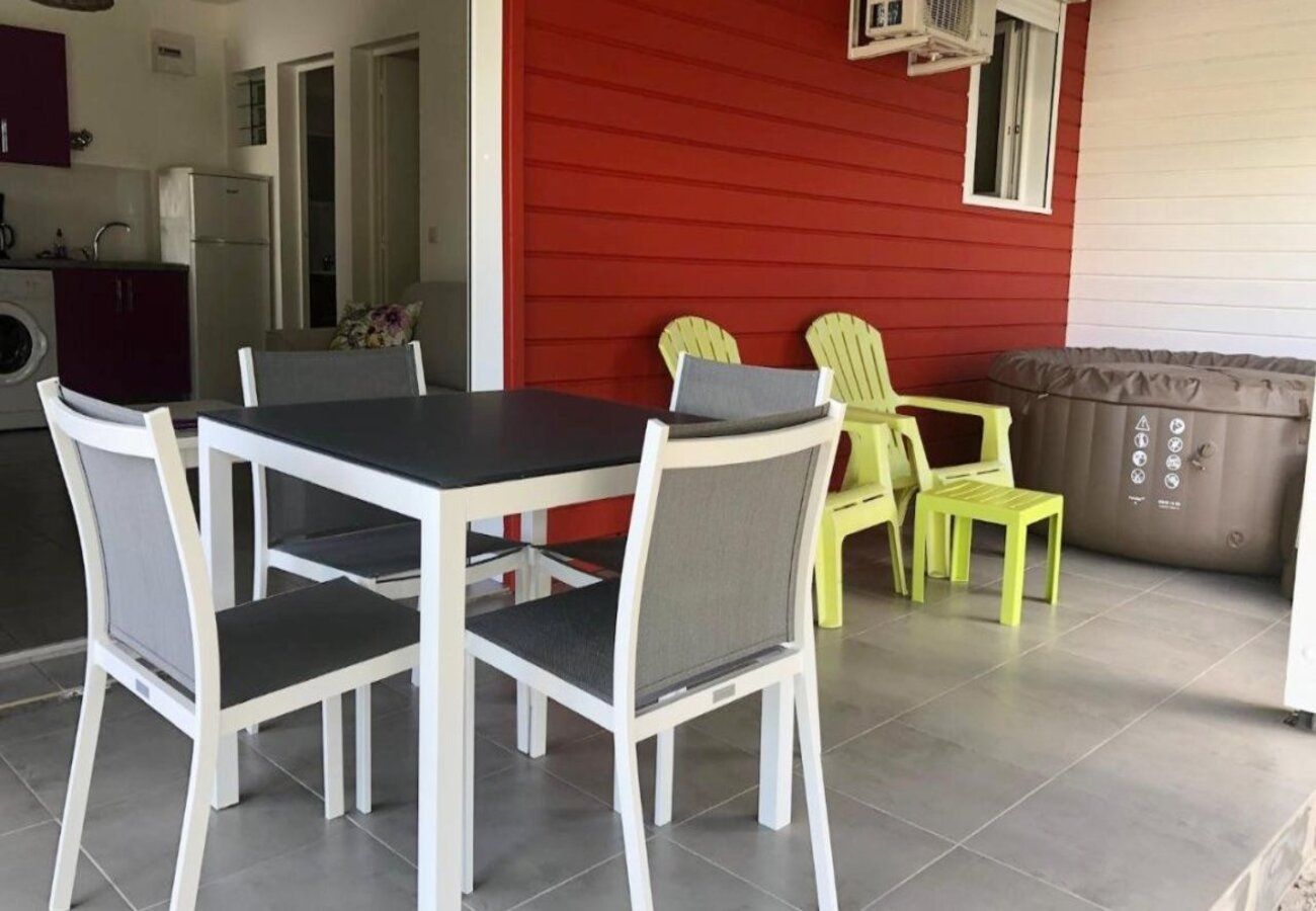 Appartement à Sainte-Anne - Appartement à Ste Anne Guadeloupe - Ref : HG015A
