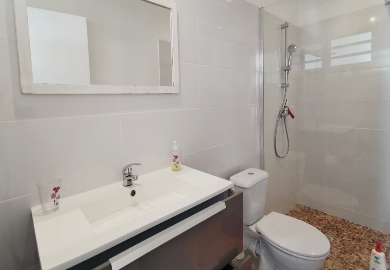 Appartement à Sainte-Anne - Appartement à Ste Anne Guadeloupe - Ref : HG015A