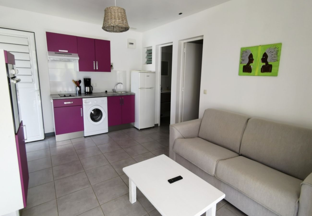 Appartement à Sainte-Anne - Appartement à Ste Anne Guadeloupe - Ref : HG015A