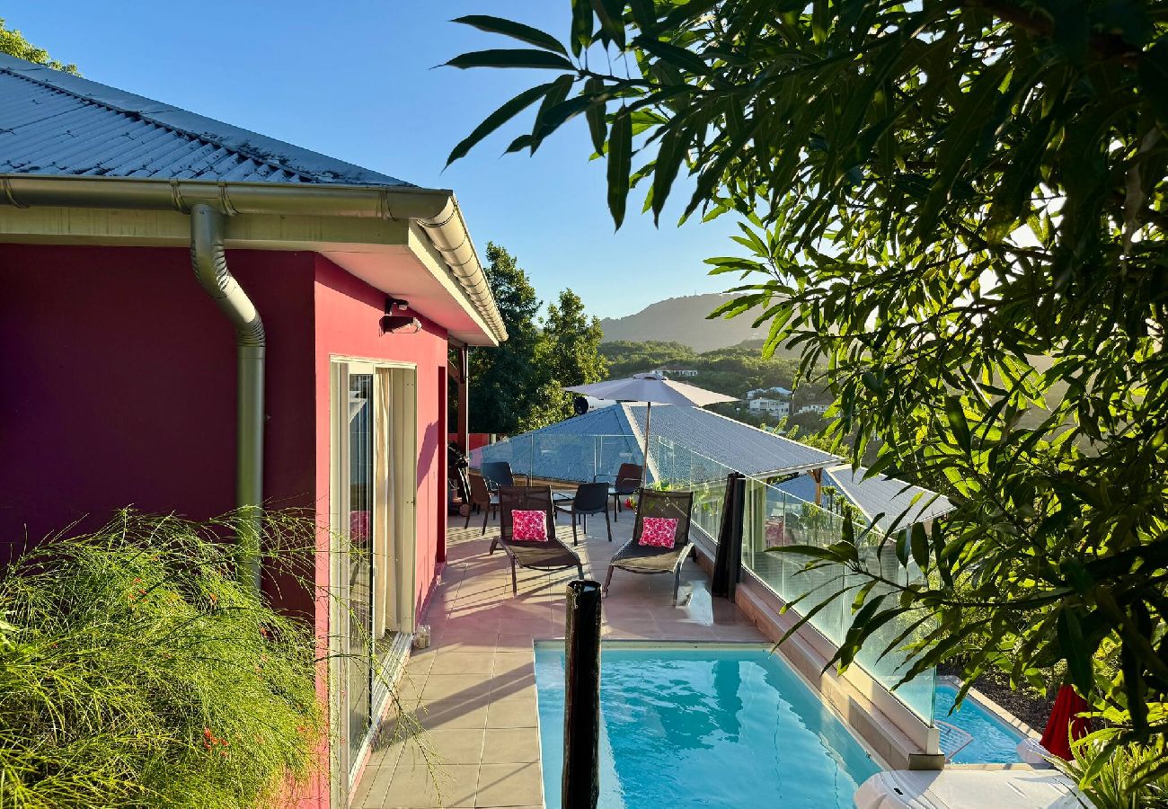 Appartement à Les Trois-Ilets - Apt PITAYA terrasse, vue mer, piscine privée, 2 ch