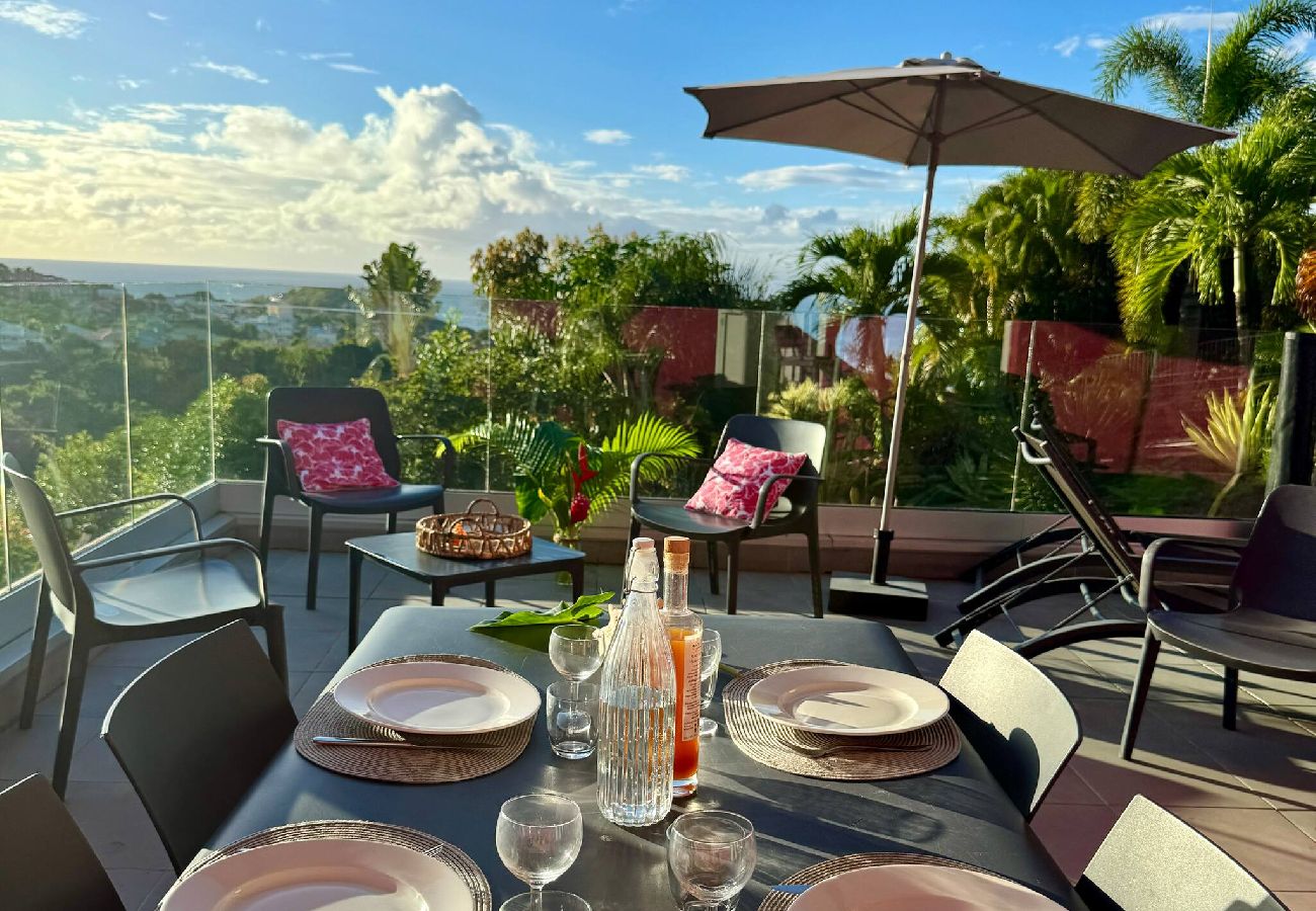 Appartement à Les Trois-Ilets - Apt PITAYA terrasse, vue mer, piscine privée, 2 ch