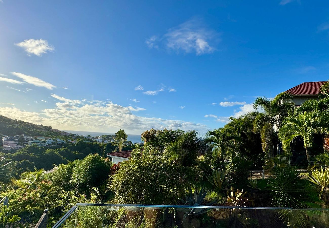 Appartement à Les Trois-Ilets - Apt PITAYA terrasse, vue mer, piscine privée, 2 ch