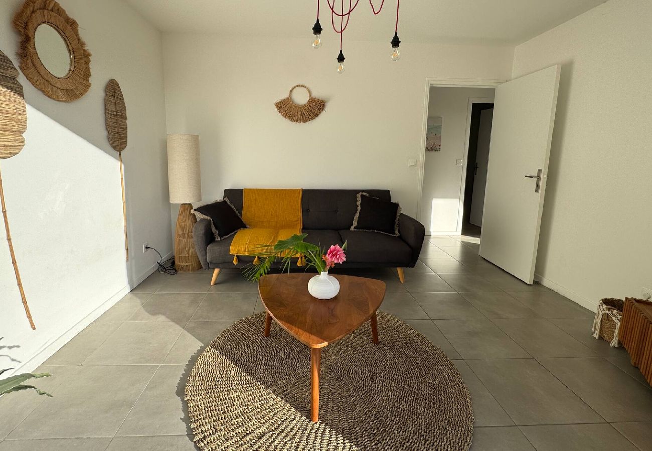 Appartement à Les Trois-Ilets - Apt PITAYA terrasse, vue mer, piscine privée, 2 ch