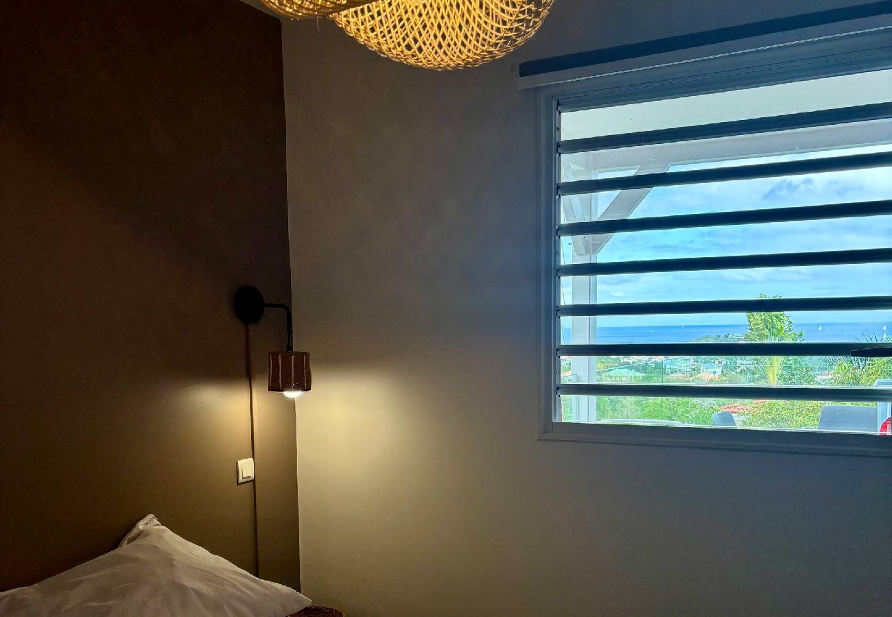 Appartement à Les Trois-Ilets - Apt PITAYA terrasse, vue mer, piscine privée, 2 ch