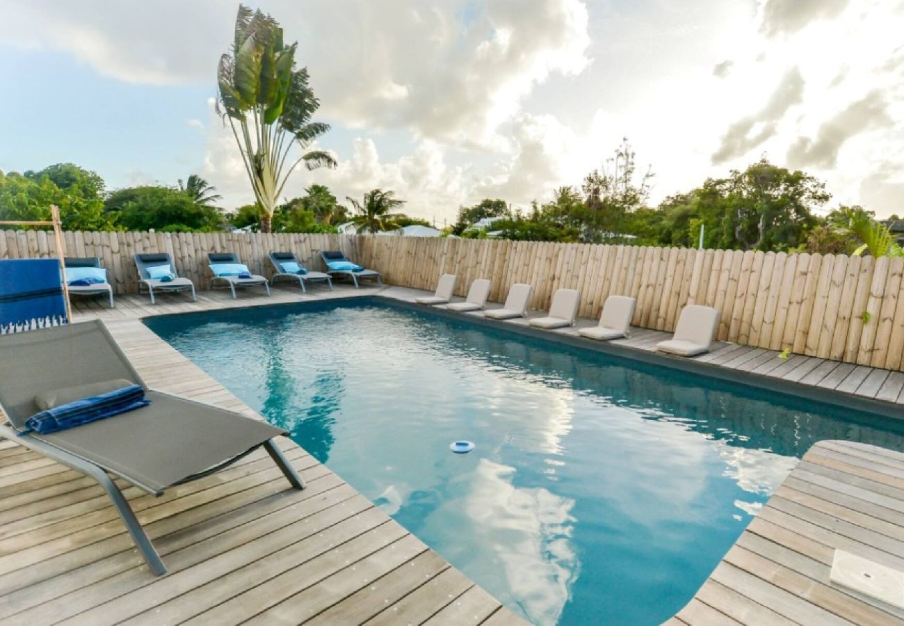 Maison à Saint-François - Villa St François 3 ch piscine 150m plage (g076a)