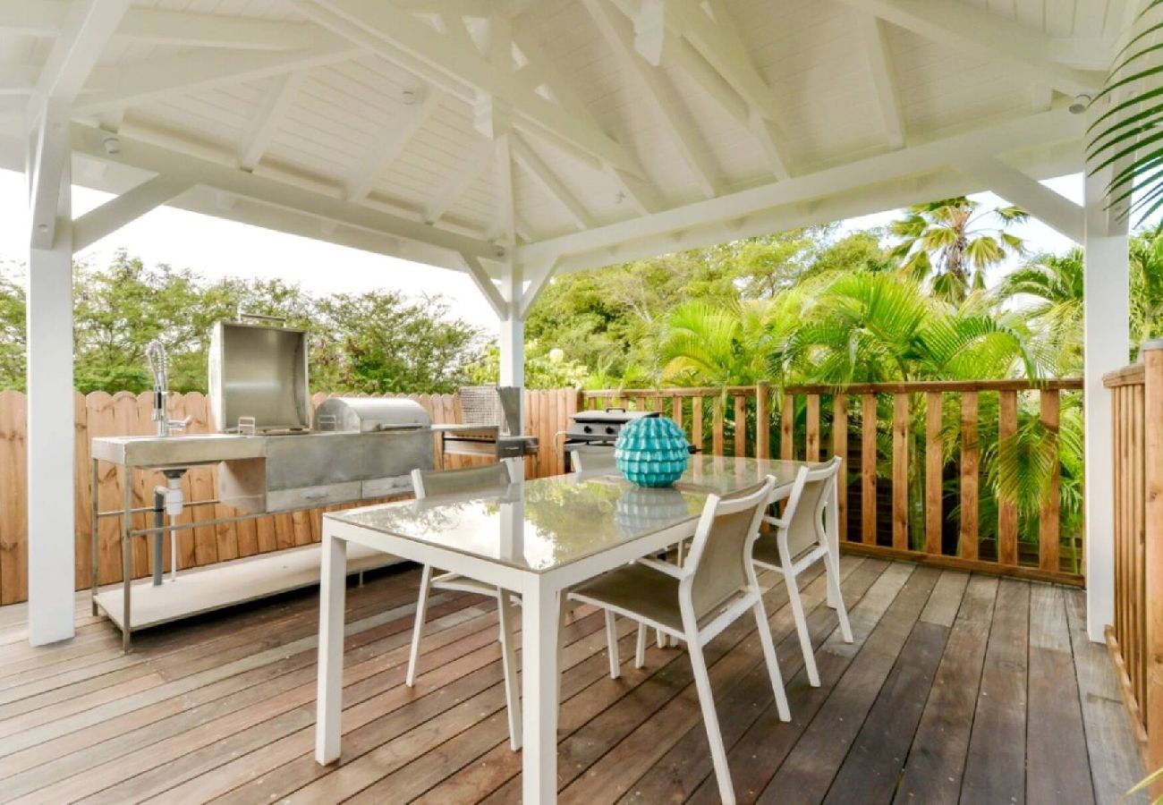 Maison à Saint-François - Villa St François 3 ch piscine 150m plage (g076a)