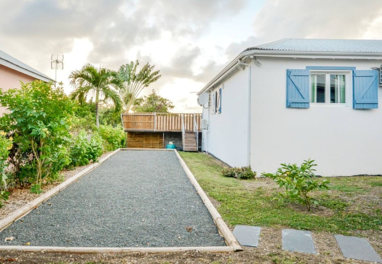 Maison à Saint-François - Villa St François 3 ch piscine 150m plage (g076a)